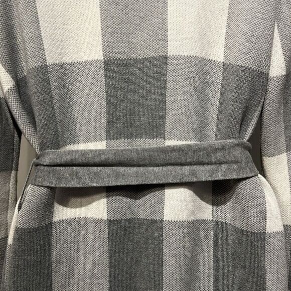 Jones New York Grey/Cream Plaid Belted Cardigan Sweater Size M - Picture 9 of 12
